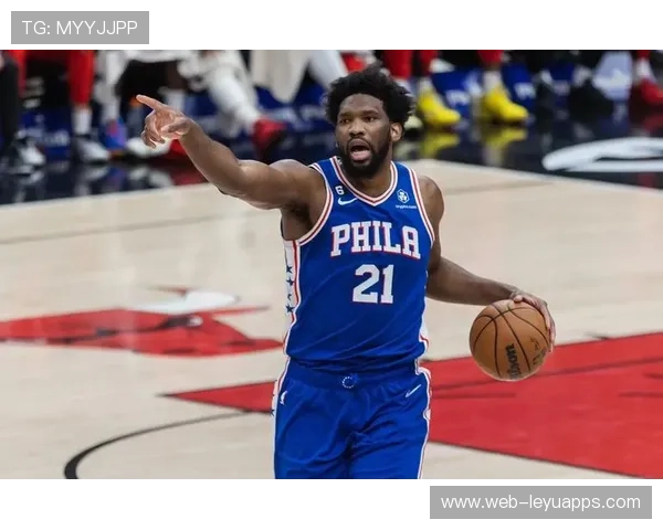 76人第三节崩盘症？恩比德下半场10中1刺眼，76人队恩比德受伤