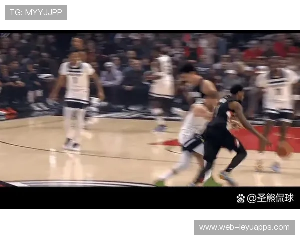 球队在进攻端通过挡拆创造更多得分机会，写出球队使球进入该队前场的五种情况